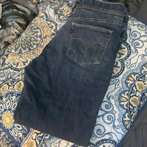 Levi’s women’s size 12 pull on jeans